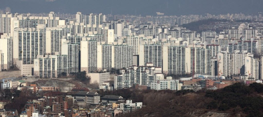 "상투 잡았나"…서울 아파트, 뚜렷해진 가격 하락세